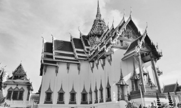 พระที่นั่งพิมานรัตยา พระบรมมหาราชวัง (สถานที่สรงพระบรมศพ)