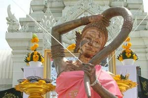 “พระแม่ธรณีบีบมวยผม” เป็นเทพมารดาแห่งโลก